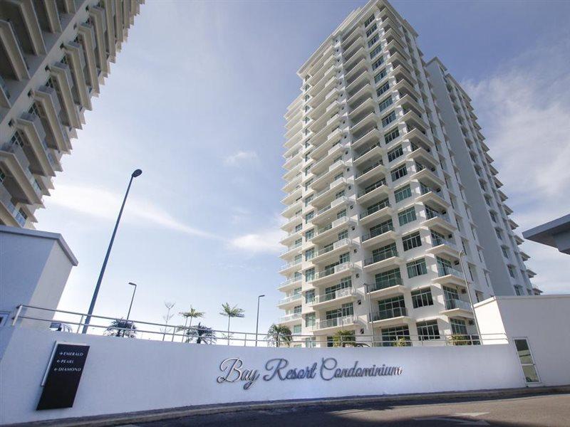 Imperial Suites Miri , Diamond Tower Extérieur photo