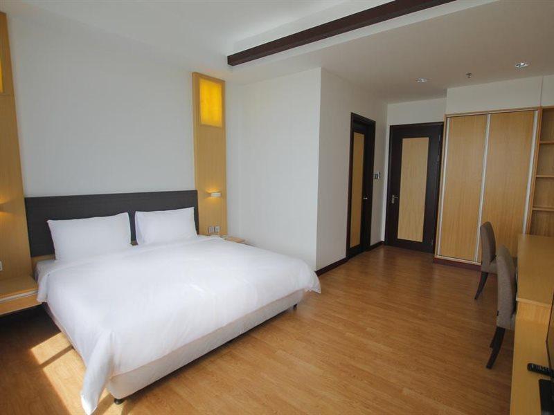 Imperial Suites Miri , Diamond Tower Extérieur photo