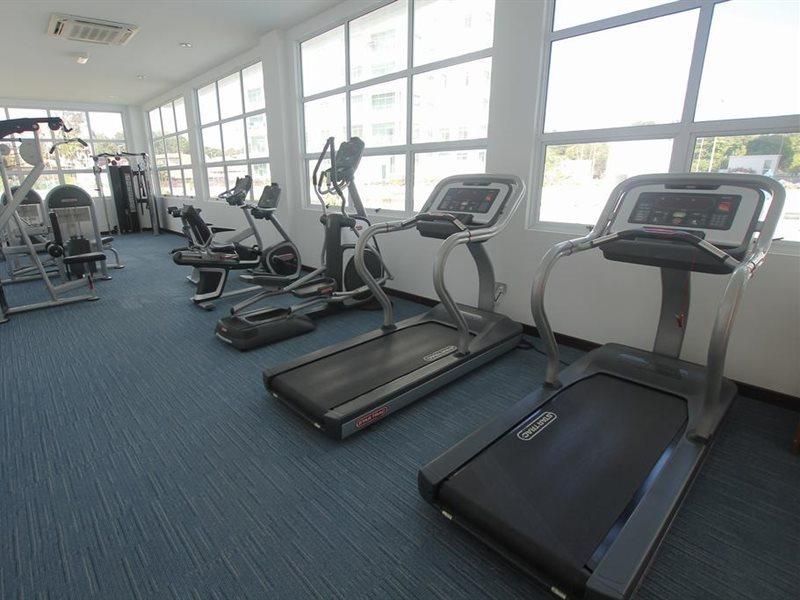 Imperial Suites Miri , Diamond Tower Extérieur photo