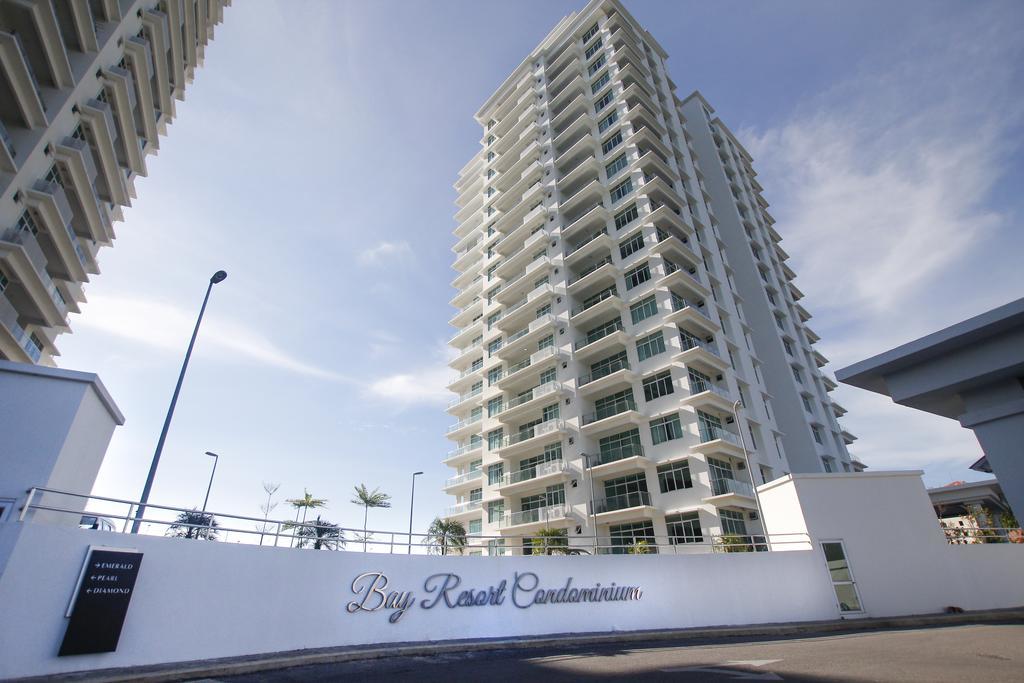 Imperial Suites Miri , Diamond Tower Extérieur photo