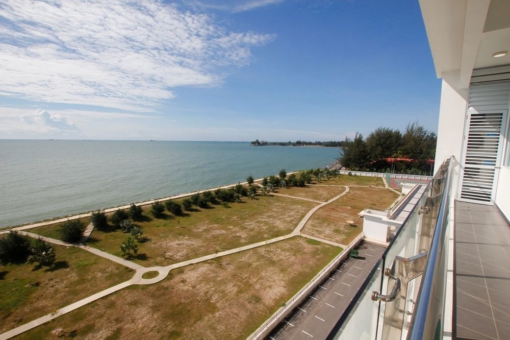 Imperial Suites Miri , Diamond Tower Extérieur photo
