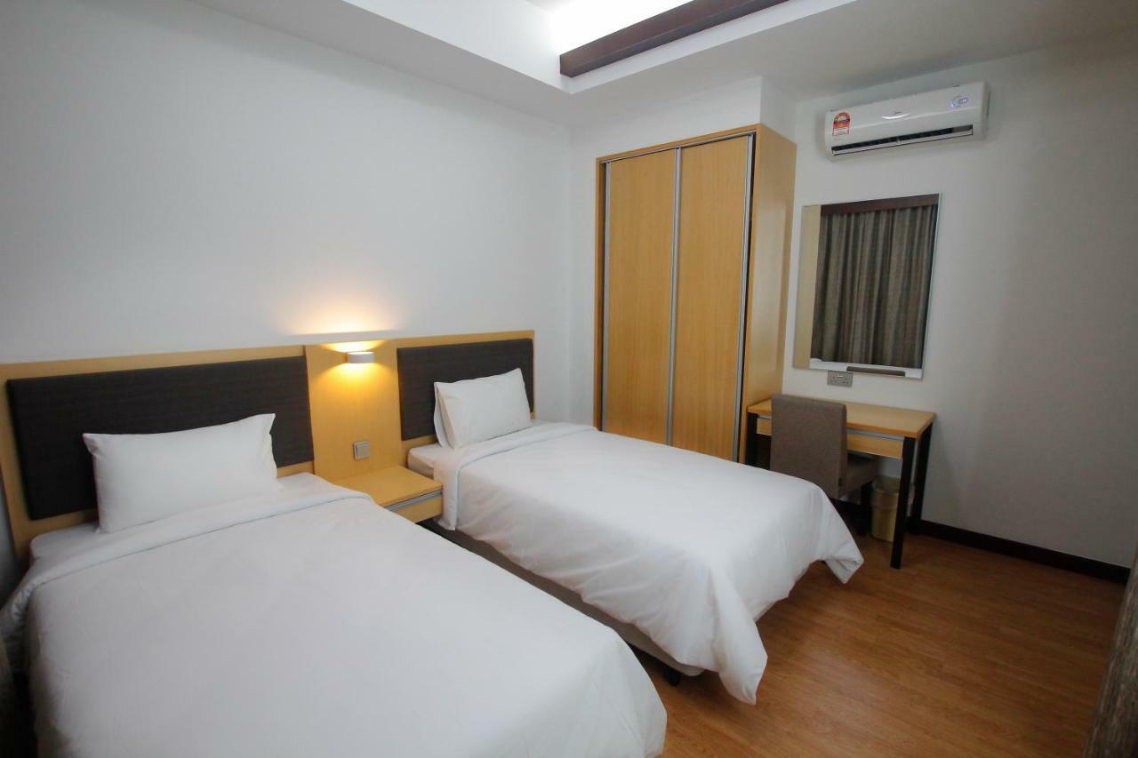 Imperial Suites Miri , Diamond Tower Extérieur photo